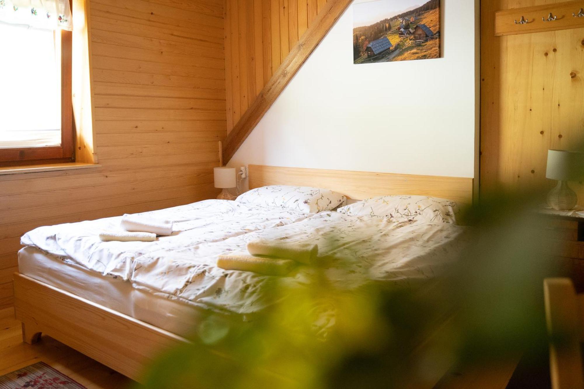 V Objemu Gora Lägenhet Bohinj Exteriör bild